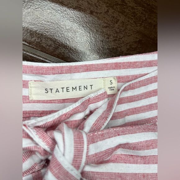 Statement red and white striped scalloped hem tie high waisted shorts sz small - Picture 2 of 7
